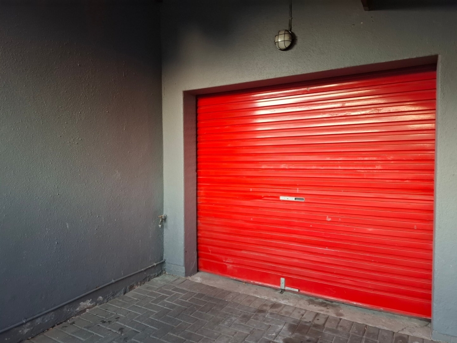 4 Bedroom Property for Sale in Oakdale Western Cape